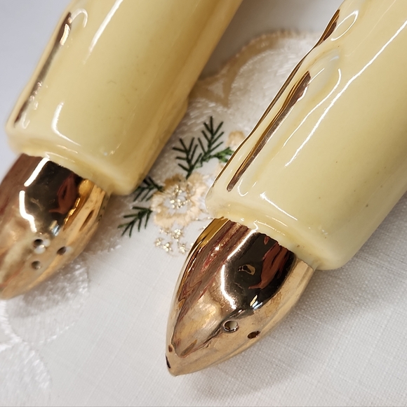 Vtg Salt & Pepper Shakers - Picture 6 of 10